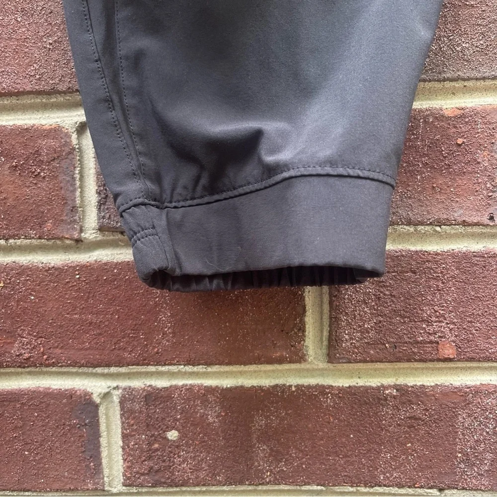 Lululemon &go Keepsake Jogger Pant Black Elastic Pleated Front Size 10